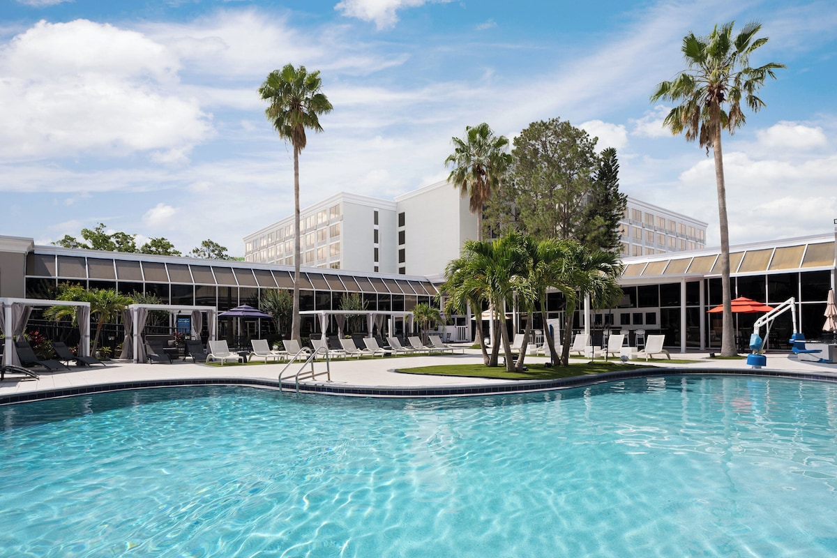 Holiday Inn Resort Kissimmee by the Parks by IHG68