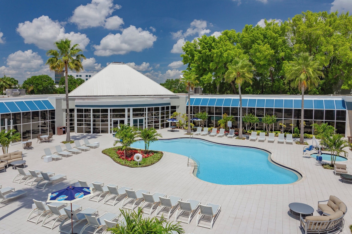 Holiday Inn Resort Kissimmee by the Parks by IHG69